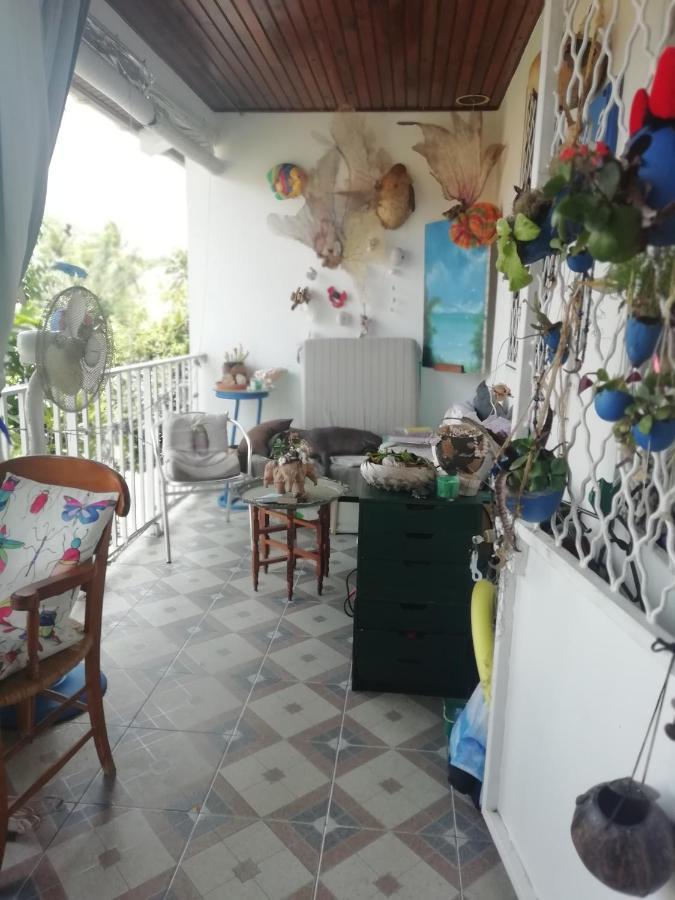 Chambre D'Hote La Calebasse Sainte-Anne Bagian luar foto